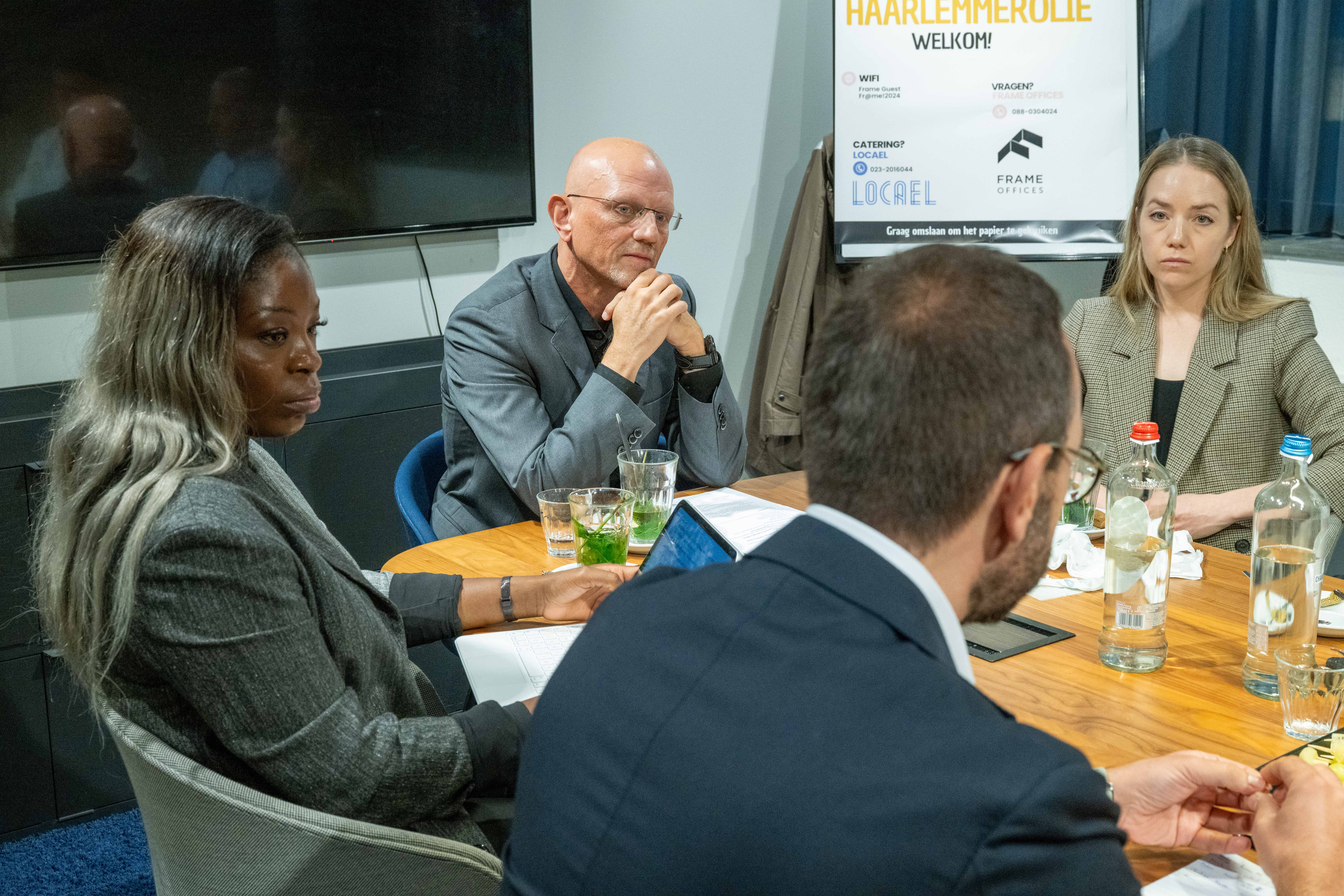 16 september 2025
Financial Investigator Ronde Tafel interview "Real Estate Debt" in Locael Centraal in Haarlem.
Archiefnummers CSF250156 en CSF250157